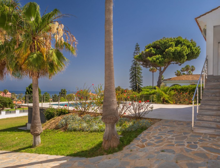 Venta · Villa / Chalet · La Duquesa · Costa del Sol