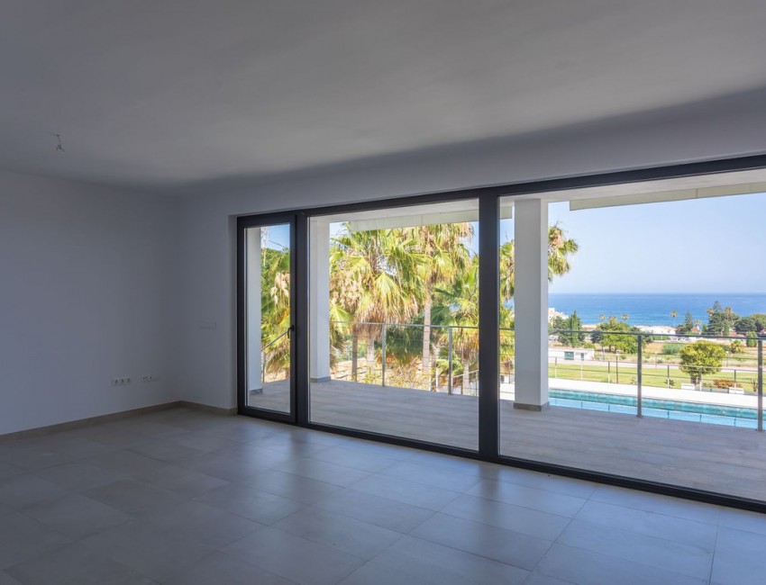 Venta · Villa / Chalet · La Duquesa · Costa del Sol