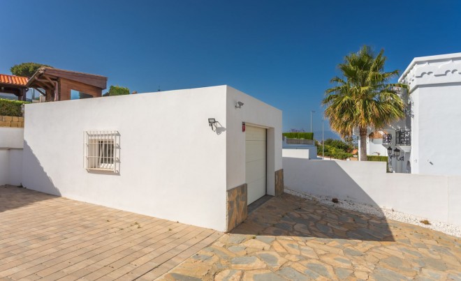 Venta · Villa / Chalet · La Duquesa · Costa del Sol