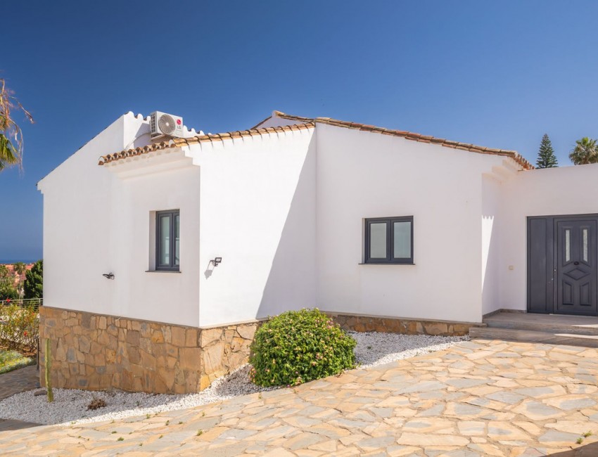 Venta · Villa / Chalet · La Duquesa · Costa del Sol