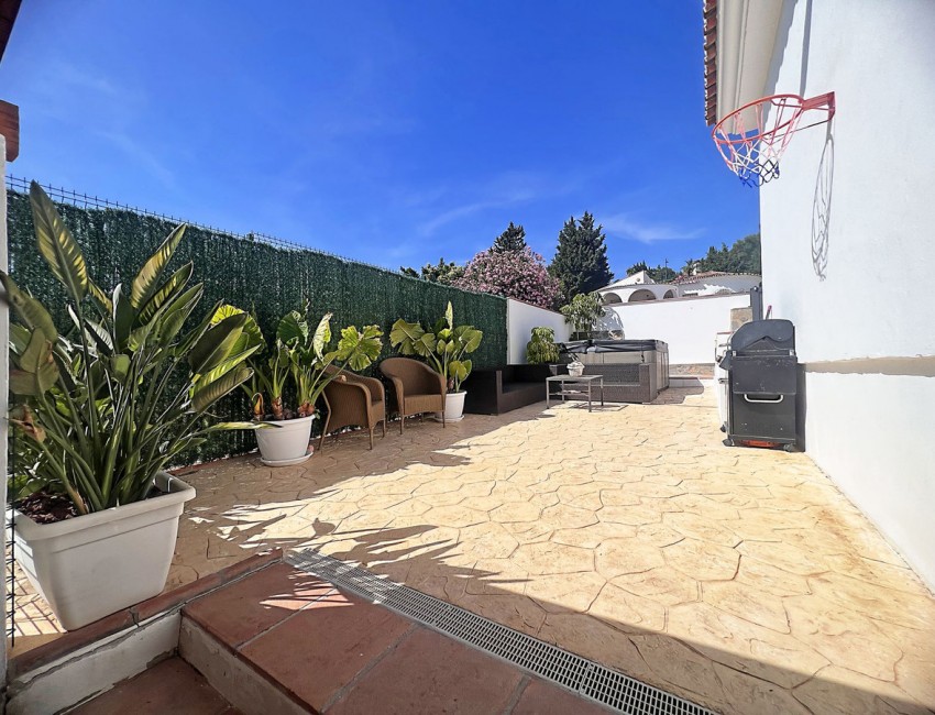 Venta · Villa / Chalet · Estepona · Costa del Sol