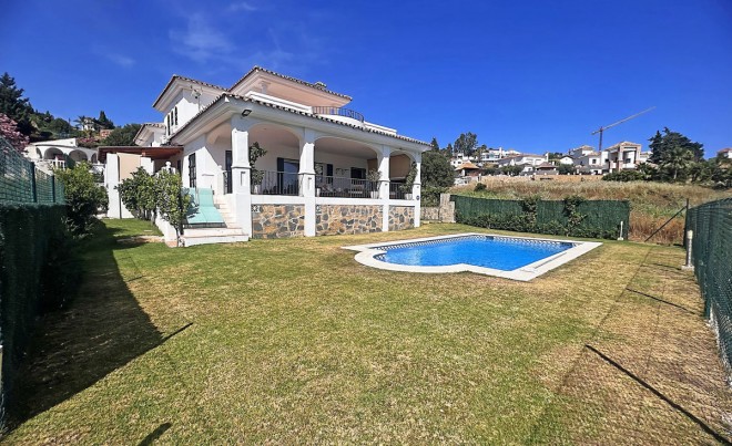 Venta · Villa / Chalet · Estepona · Costa del Sol