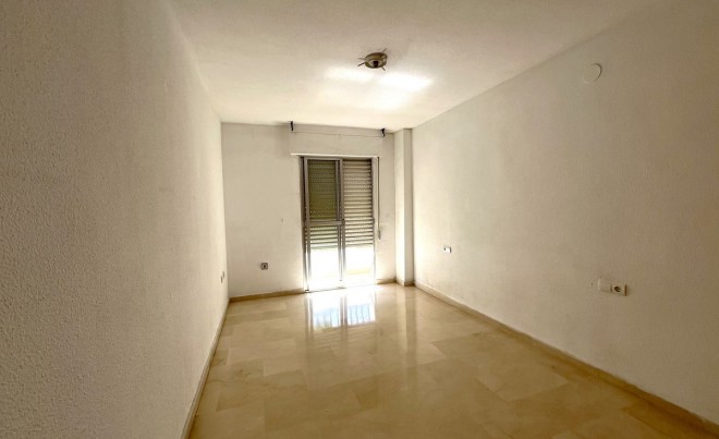 Revente · Appartement · Estepona · Costa del Sol