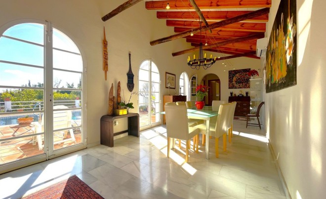 Venta · Villa / Chalet · Estepona · Costa del Sol