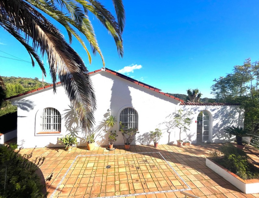 Venta · Villa / Chalet · Estepona · Costa del Sol