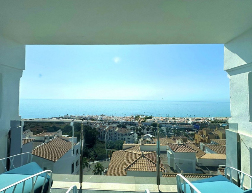 Sale · Apartment / Flat · La Duquesa · Costa del Sol