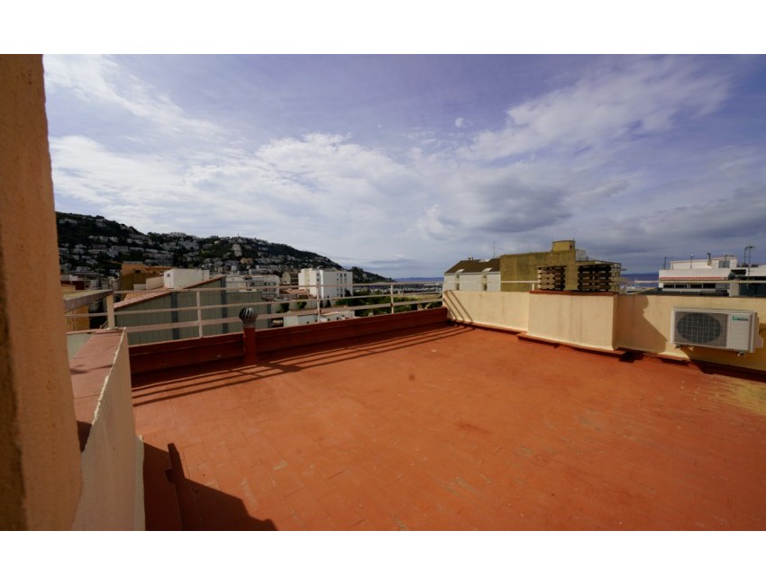 Venta · Apartamento / Piso · Roses