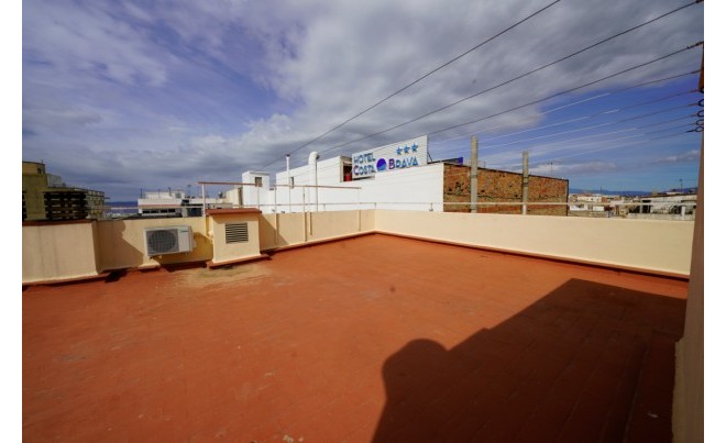 Venta · Apartamento / Piso · Roses