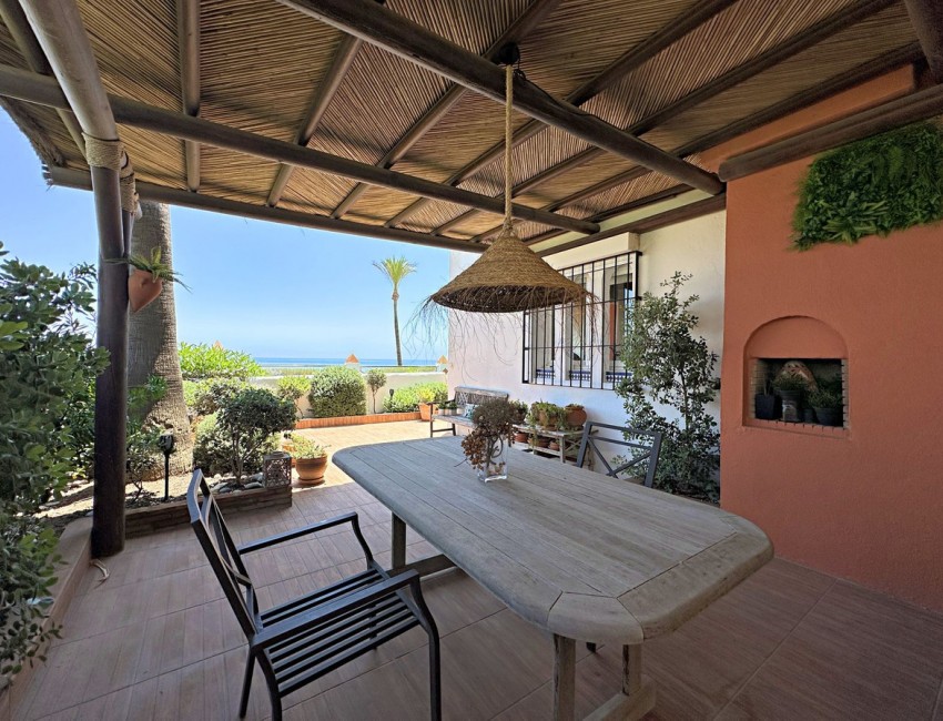 Sale · Bungalow / Townhouse / Detached / Terraced · Casares · Costa del Sol