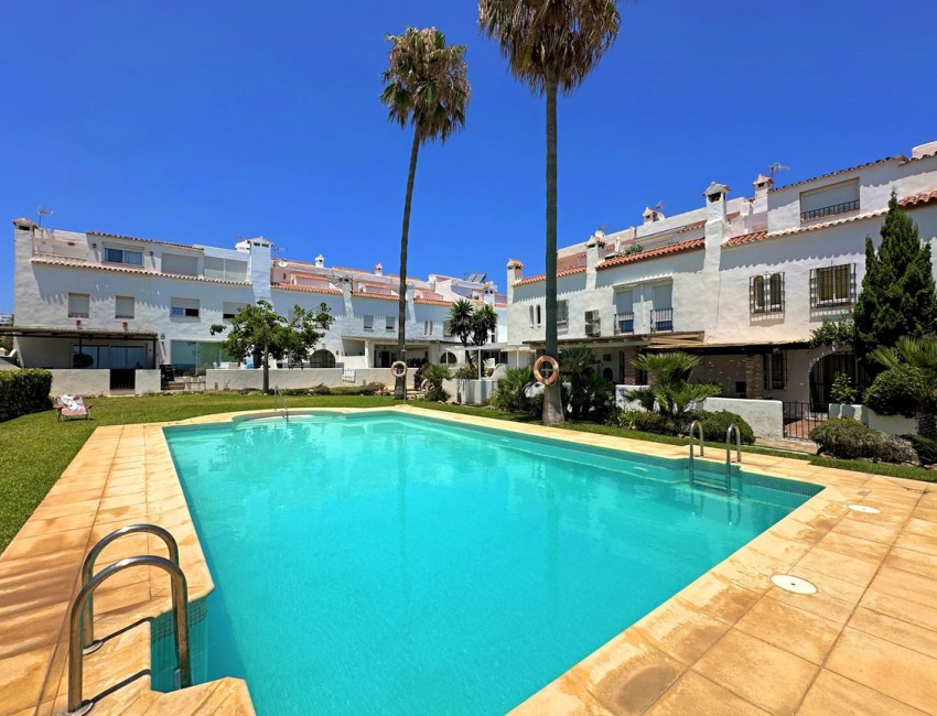 Revente · Bungalow / Maison de Ville · Casares · Costa del Sol