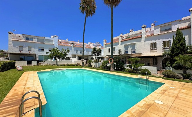 Revente · Bungalow / Maison de Ville · Casares · Costa del Sol