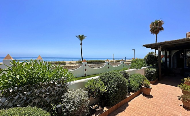 Revente · Bungalow / Maison de Ville · Casares · Costa del Sol