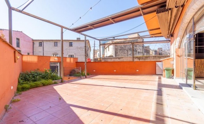 Venta · Local Comercial · Castelló d'Empúries