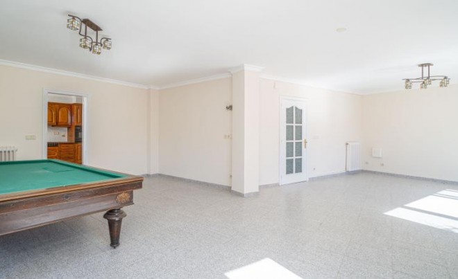 Venta · Local Comercial · Castelló d'Empúries