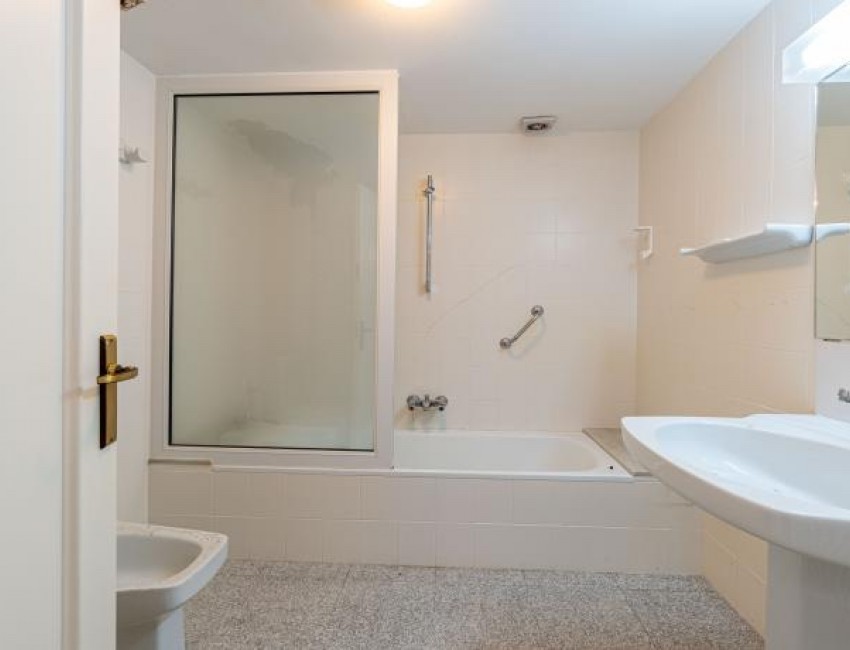 Venta · Local Comercial · Castelló d'Empúries