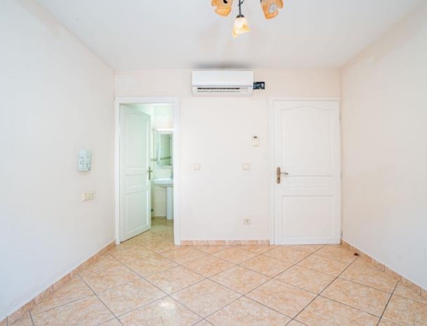 Venta · Local Comercial · Castelló d'Empúries