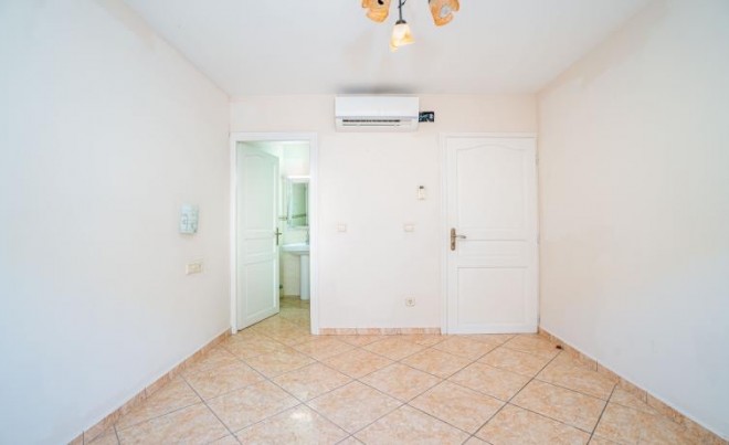 Venta · Local Comercial · Castelló d'Empúries