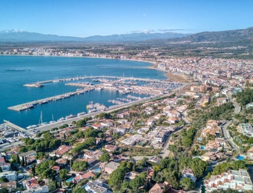 Revente · Appartement · Roses