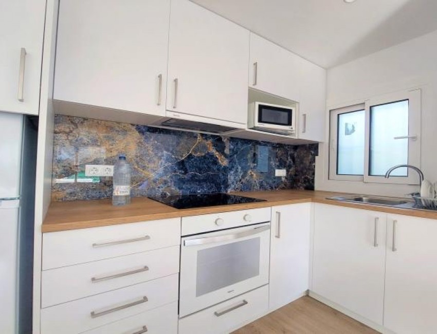 Revente · Appartement · Roses