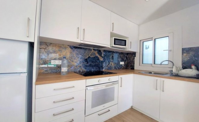 Revente · Appartement · Roses