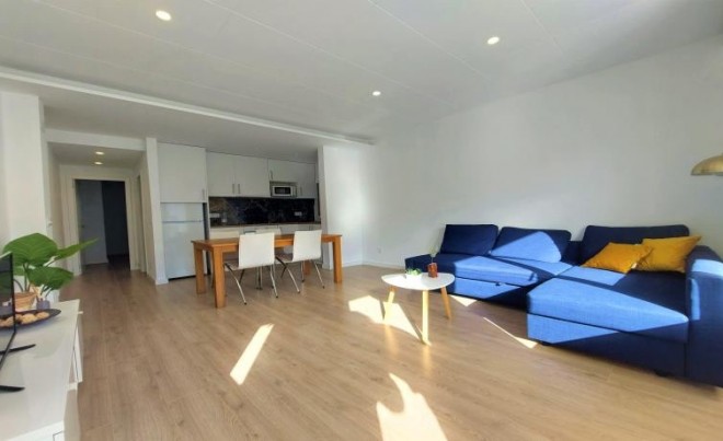 Revente · Appartement · Roses