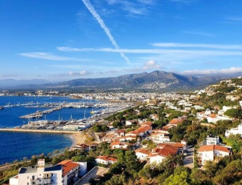 Revente · Appartement · Roses