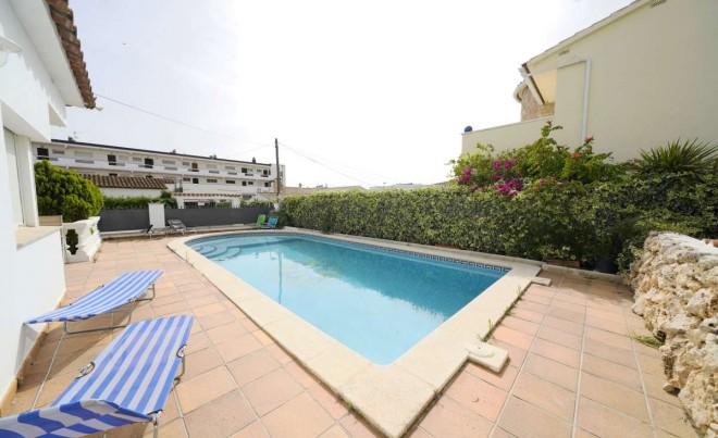 Venta · Villa / Chalet · Sant Maurici