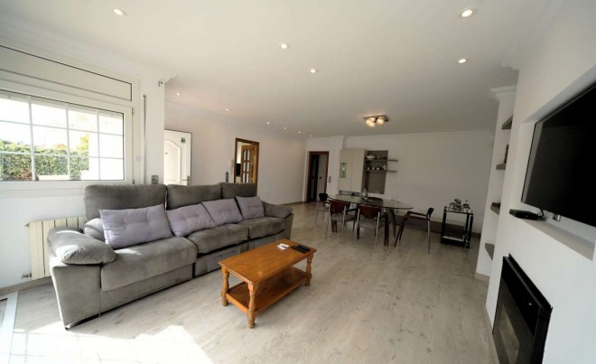 Venta · Villa / Chalet · Sant Maurici