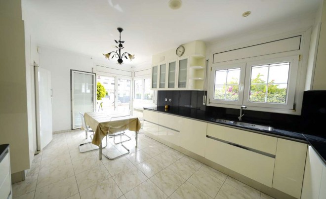 Venta · Villa / Chalet · Sant Maurici