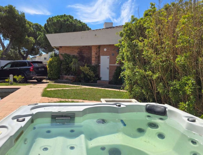 Sale · Bungalow / Townhouse / Detached / Terraced · Santa Margarita