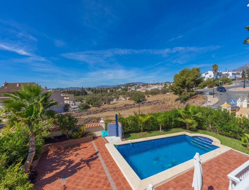 Venta · Villa / Chalet · Las Lagunas · Costa del Sol