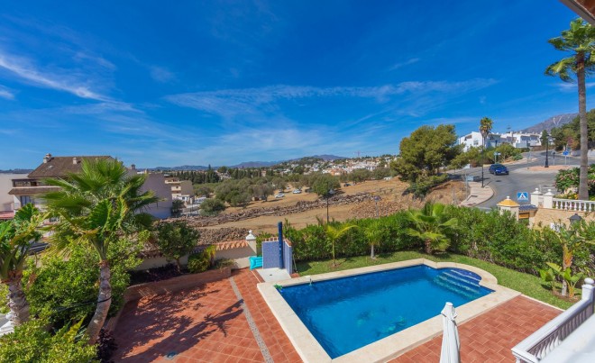 Venta · Villa / Chalet · Las Lagunas · Costa del Sol