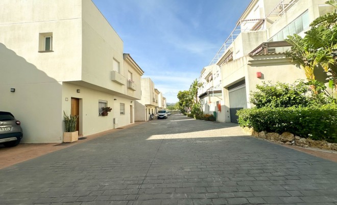 Sale · Apartment / Flat · Estepona · Costa del Sol