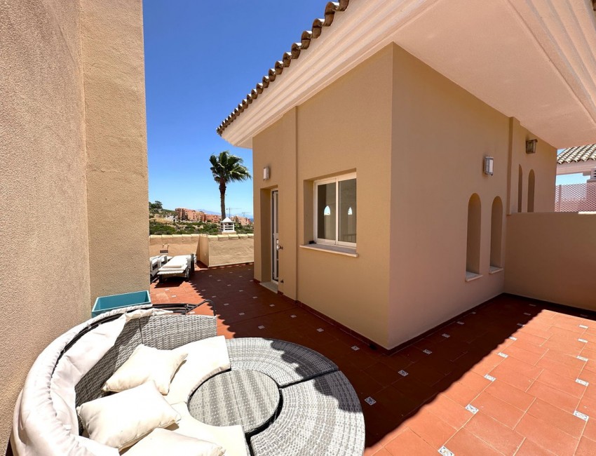 Sale · Bungalow / Townhouse / Detached / Terraced · La Duquesa · Costa del Sol