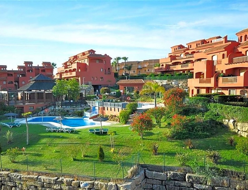 Sale · Apartment / Flat · Estepona · Costa del Sol