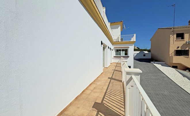 Venta · Villa / Chalet · Manilva · Costa del Sol