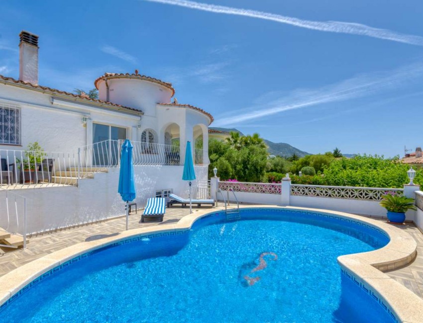 Venta · Villa / Chalet · Can Isaac