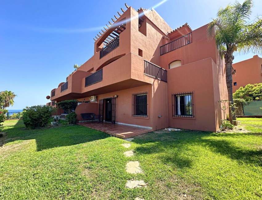 Sale · Apartment / Flat · Estepona · Costa del Sol