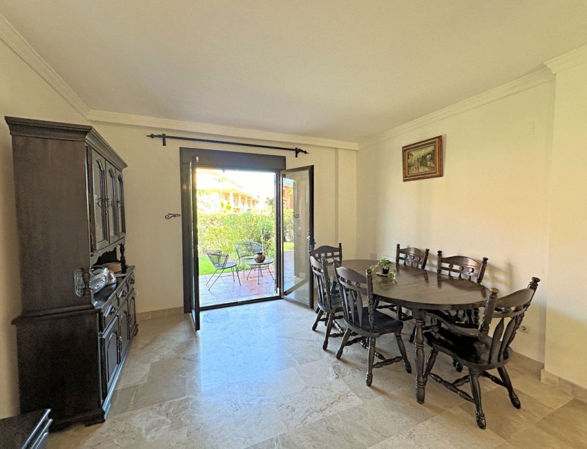 Sale · Apartment / Flat · Estepona · Costa del Sol