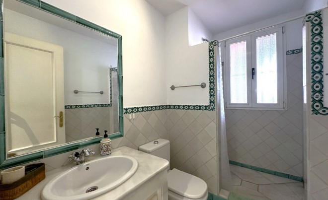 Sale · Apartment / Flat · Casares · Costa del Sol