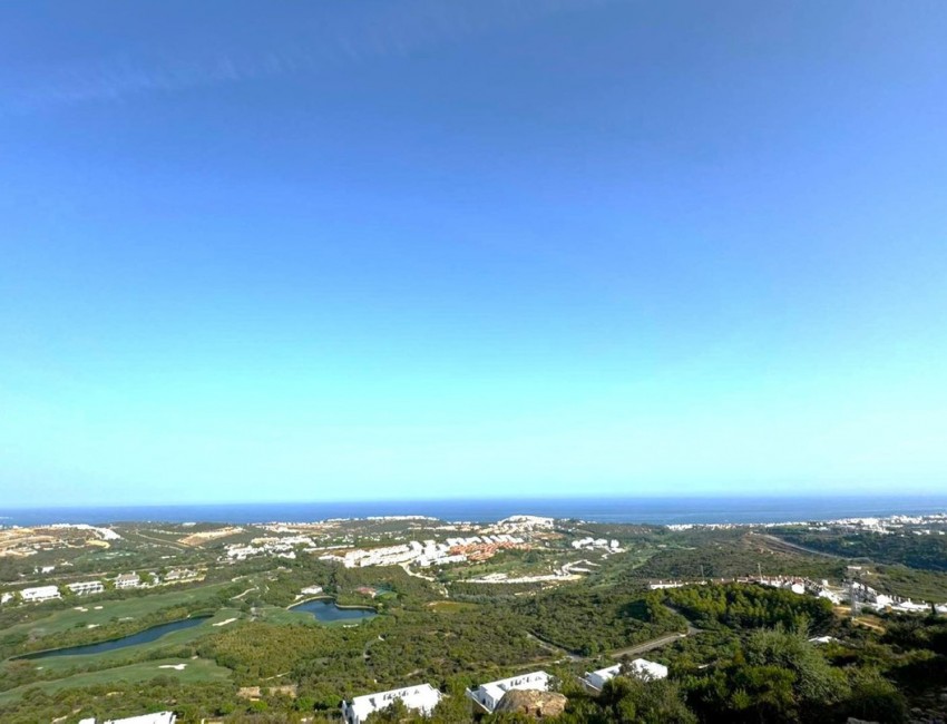 Sale · Apartment / Flat · Casares · Costa del Sol