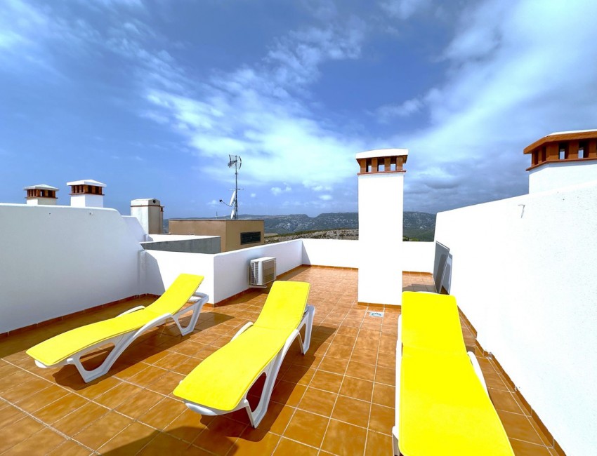 Sale · Apartment / Flat · Casares · Costa del Sol