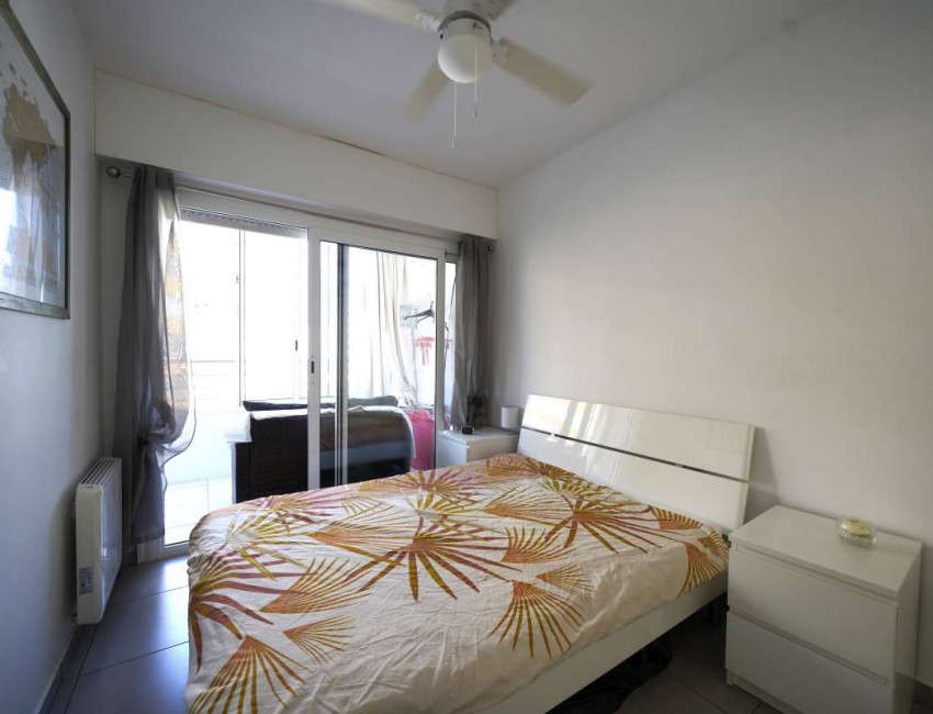 Sale · Apartment / Flat · Santa Margarita