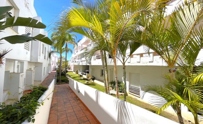 Sale · Apartment / Flat · Estepona · Costa del Sol