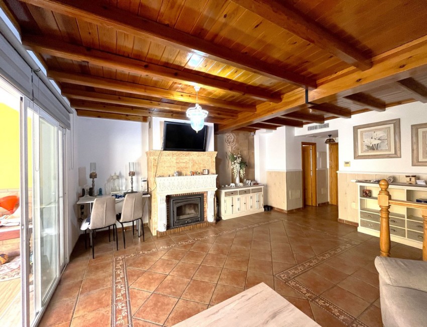 Sale · Bungalow / Townhouse / Detached / Terraced · Estepona · Costa del Sol