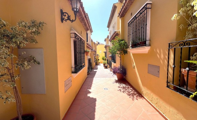 Revente · Bungalow / Maison de Ville · Estepona · Costa del Sol