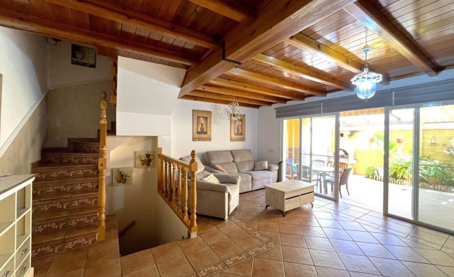 Sale · Bungalow / Townhouse / Detached / Terraced · Estepona · Costa del Sol