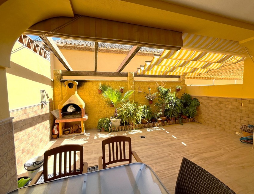 Sale · Bungalow / Townhouse / Detached / Terraced · Estepona · Costa del Sol