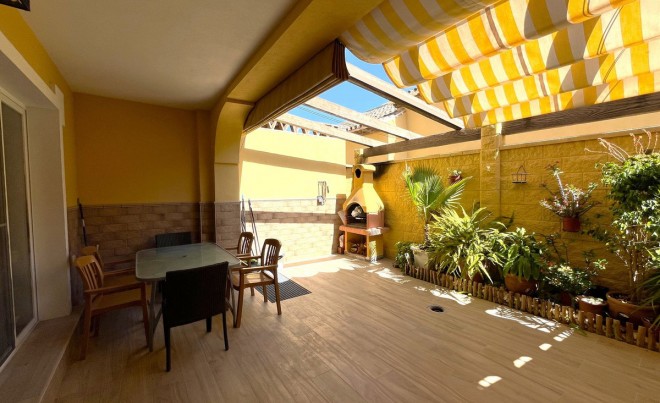 Sale · Bungalow / Townhouse / Detached / Terraced · Estepona · Costa del Sol