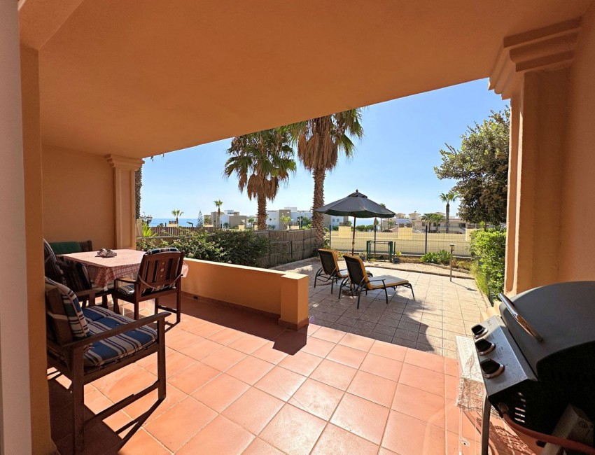 Sale · Bungalow / Townhouse / Detached / Terraced · Estepona · Costa del Sol